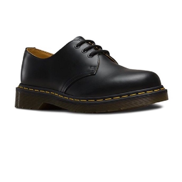 dr martens airwair 1461